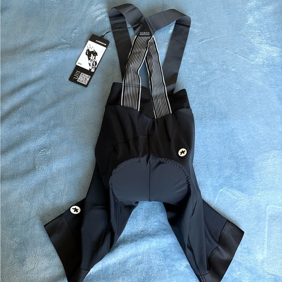 ASSOS WOMEN’S CYCLING UMA GT BIB SHORTS C2 - Picture 10 of 12